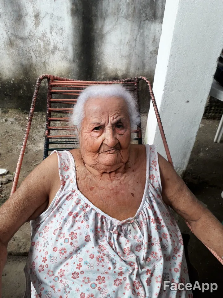 Helena R.